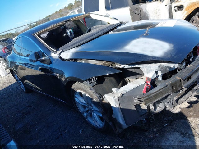 2014 TESLA MODEL S 5YJSA1H17EFP53669 Photo 0