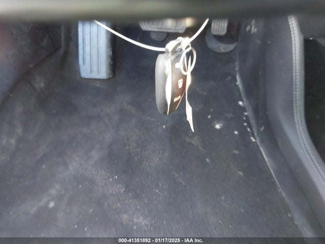 2014 TESLA MODEL S 5YJSA1H17EFP53669 Photo 10