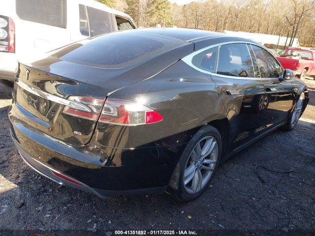2014 TESLA MODEL S 5YJSA1H17EFP53669 Photo 3