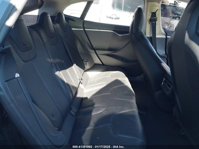 2014 TESLA MODEL S 5YJSA1H17EFP53669 Photo 7