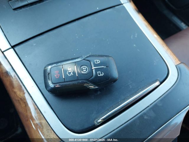 2LMTJ8LRXGBL57553 Lincoln Mkx Reserve
