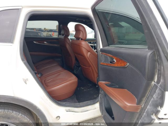 2LMTJ8LRXGBL57553 Lincoln Mkx Reserve