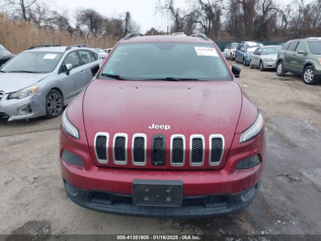 1C4PJMAB6GW199596 Jeep Cherokee Sport