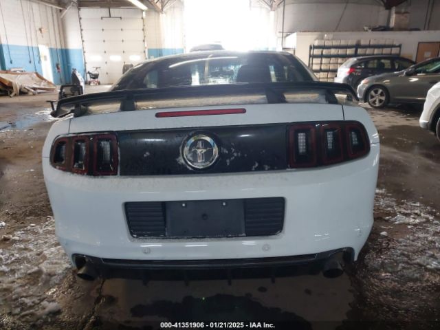 1ZVBP8AM4E5290724 Ford Mustang V6