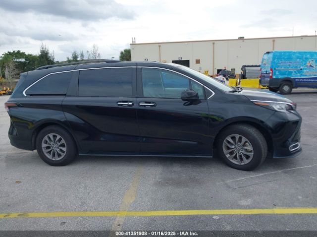 5TDYRKEC9PS162496 Toyota SIENNA XLE