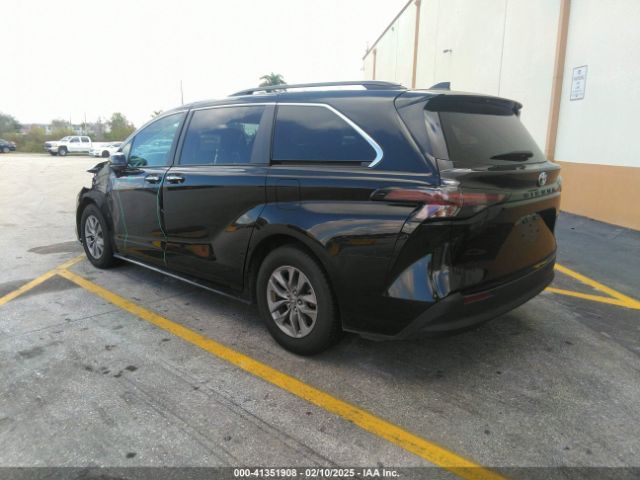 5TDYRKEC9PS162496 Toyota SIENNA XLE