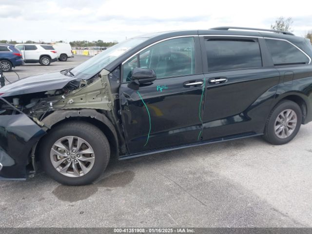 5TDYRKEC9PS162496 Toyota SIENNA XLE