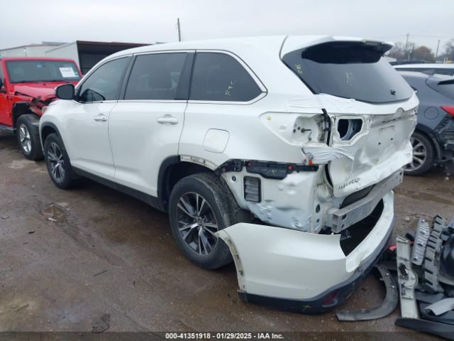 5TDZARFH3KS054379 Toyota Highlander Le