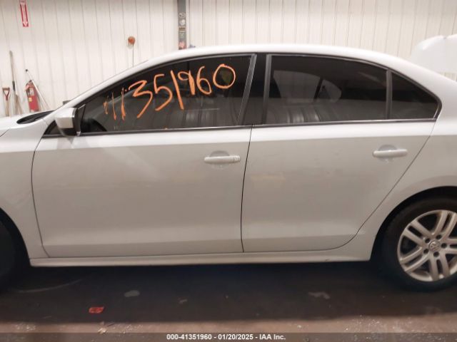 3VW2B7AJ7JM262337 Volkswagen Jetta 1.4t S