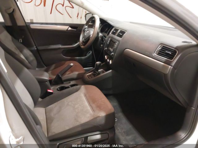 3VW2B7AJ7JM262337 Volkswagen Jetta 1.4t S