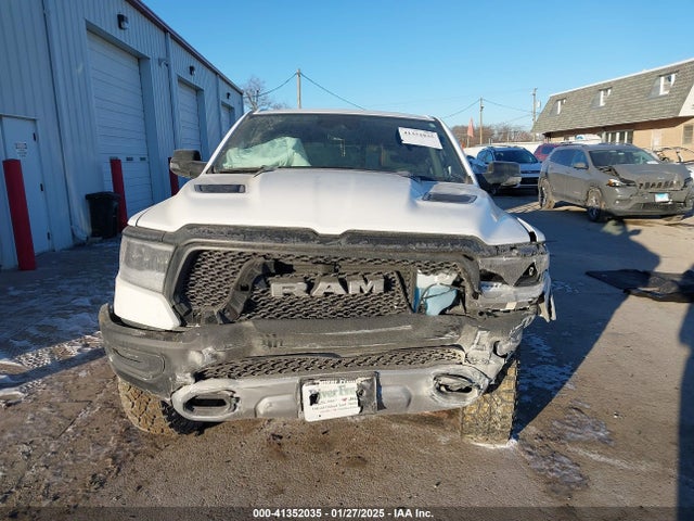 1C6SRFLT9RN119776 RAM 1500 Rebel  4x4 5'7 Box