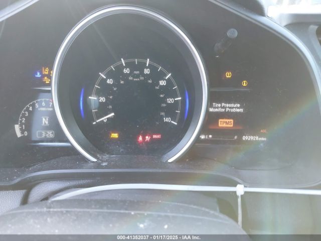 3HGGK5H88JM717908 Honda FIT EX