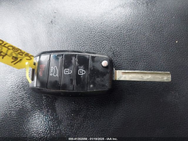 5XYPG4A36GG118455 KIA Sorento 2.4l Lx