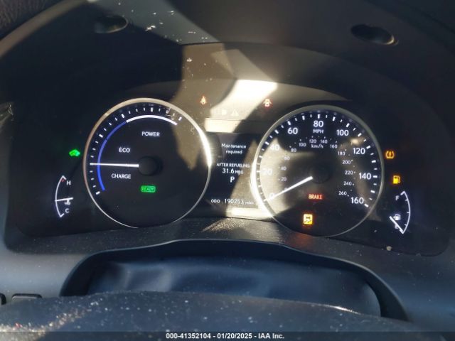 JTHBW1GG7F2079713 Lexus ES 300H