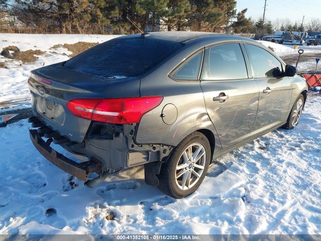 1FADP3F25HL272454 Ford FOCUS SE