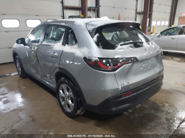 Honda Hr-v Awd Lx 2024 3CZRZ2H35RM751896 Image 3
