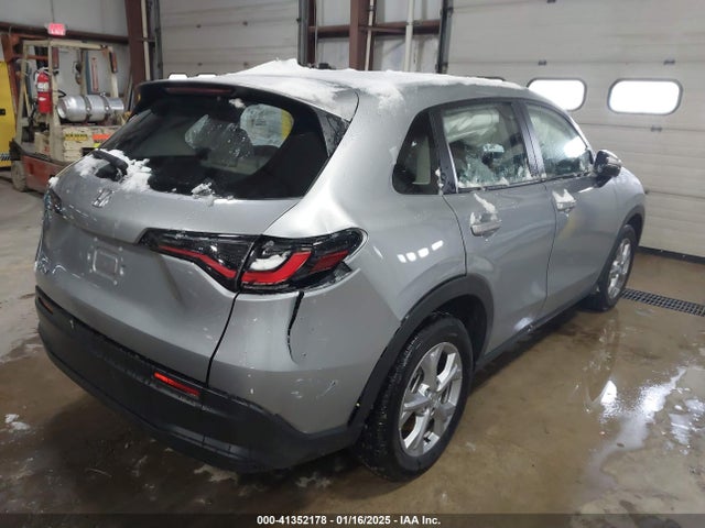 Honda Hr-v Awd Lx 2024 3CZRZ2H35RM751896 Image 4