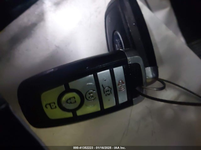Ford EDGE SEL 2020 2FMPK4J9XLBB00165 Image 11