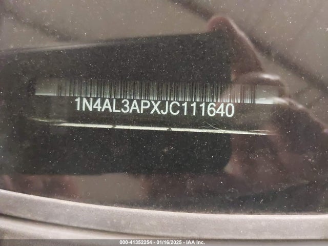 Nissan Altima 2.5 S 2018 1N4AL3APXJC111640 Image 9