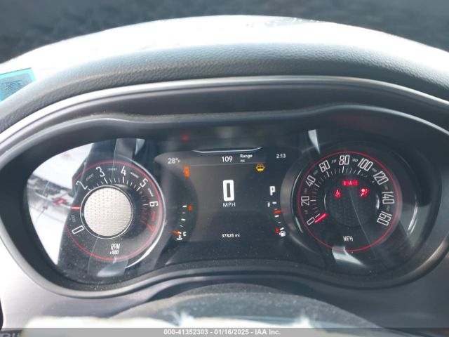 2C3CDZGG7JH288965 Dodge Challenger Gt Awd