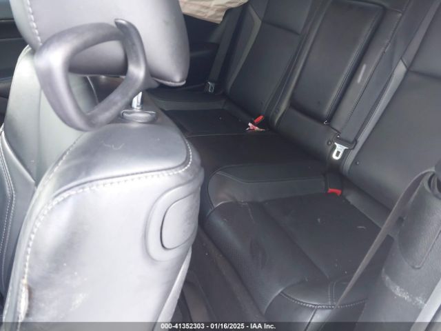 2C3CDZGG7JH288965 Dodge Challenger Gt Awd