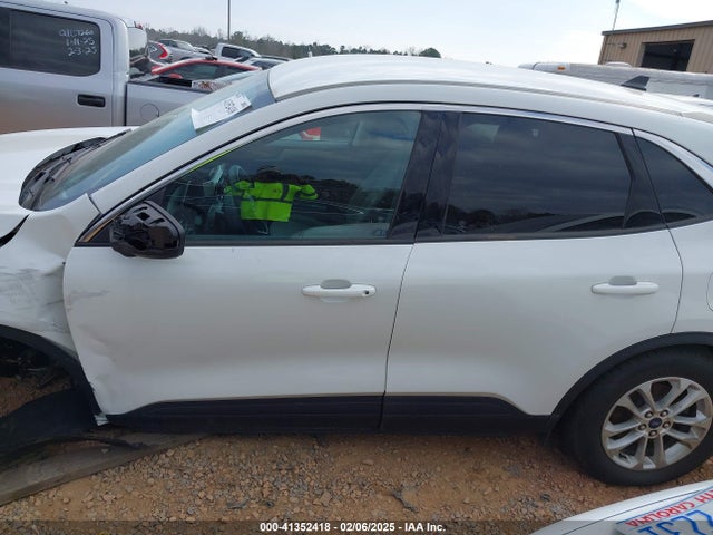 Ford ESCAPE SE 2022 1FMCU9G6XNUA60900 Image 13