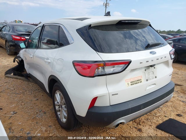 Ford ESCAPE SE 2022 1FMCU9G6XNUA60900 Image 3