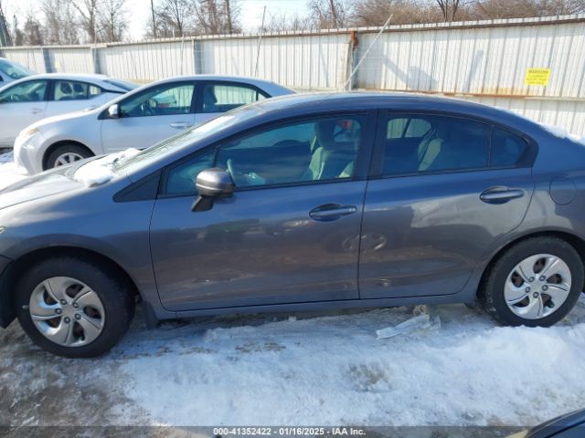 19XFB2F57EE004287 Honda Civic Lx