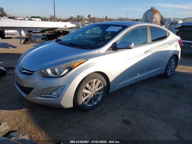 Hyundai ELANTRA SE 2014 5NPDH4AE9EH499435 Image 2