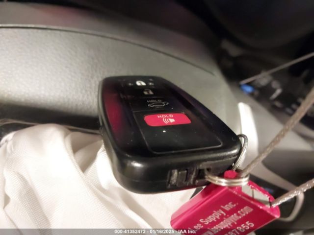 5TDBBRCH7PS570304 Toyota Highlander Hybrid Le