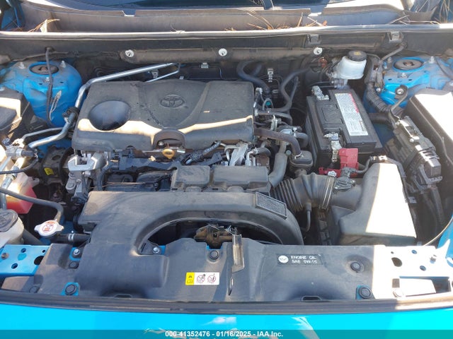 Toyota RAV4 LE 2019 2T3H1RFV6KW038306 Image 10