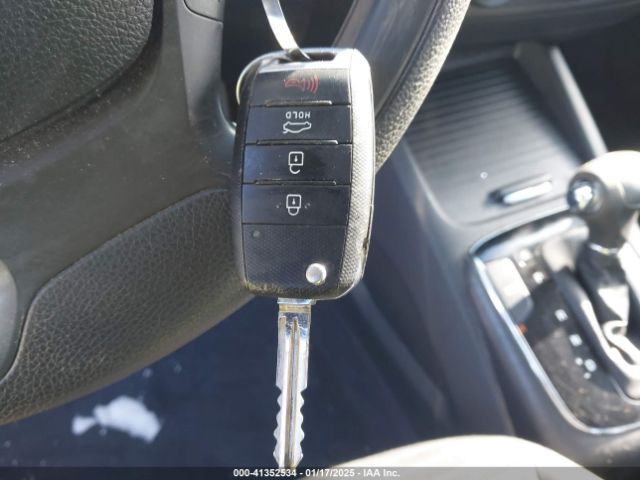 3KPFL4A72HE084748 KIA FORTE LX