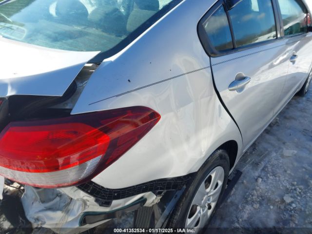 3KPFL4A72HE084748 KIA FORTE LX