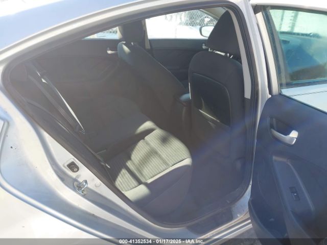 3KPFL4A72HE084748 KIA FORTE LX
