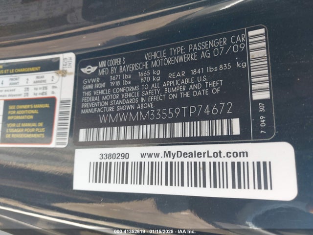 2009 MINI COOPER S CLUBMAN WMWMM33559TP74672 Photo 8