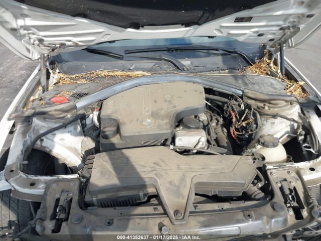 WBA3B1C55EK132300 BMW 320i