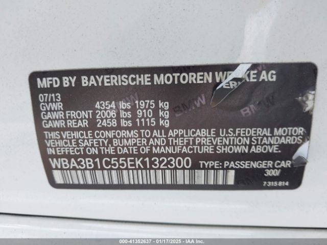 WBA3B1C55EK132300 BMW 320i