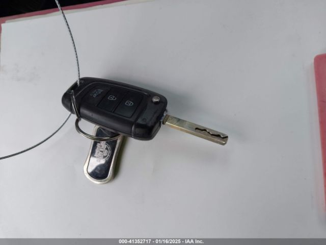KMHRB8A33MU066500 Hyundai Venue Se