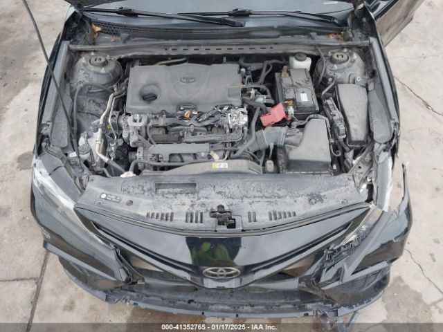4T1G11AK2MU404008 Toyota Camry Se Nightshade Edition