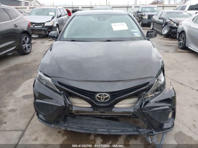 4T1G11AK2MU404008 Toyota Camry Se Nightshade Edition