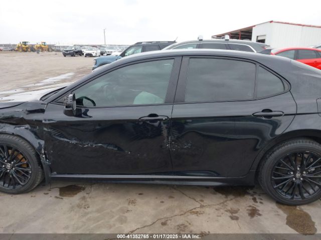 4T1G11AK2MU404008 Toyota Camry Se Nightshade Edition