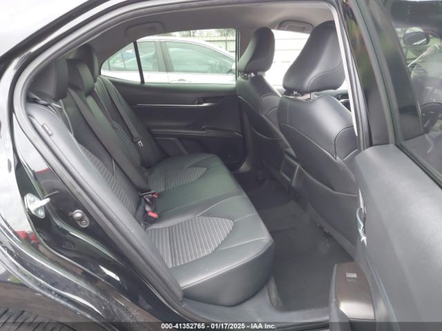 4T1G11AK2MU404008 Toyota Camry Se Nightshade Edition