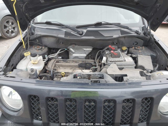 1C4NJPFA0GD514851 Jeep Patriot High Altitude Edition