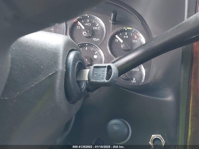 2005 CADILLAC ESCALADE ESV 3GYFK66N55G224467 Photo 10