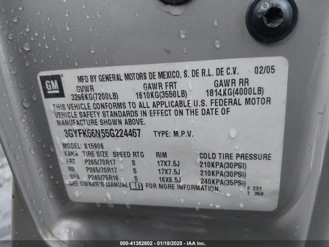 2005 CADILLAC ESCALADE ESV 3GYFK66N55G224467 Photo 8