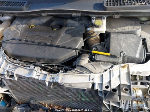 1FMCU9J96GUC47962 Ford Escape Titanium