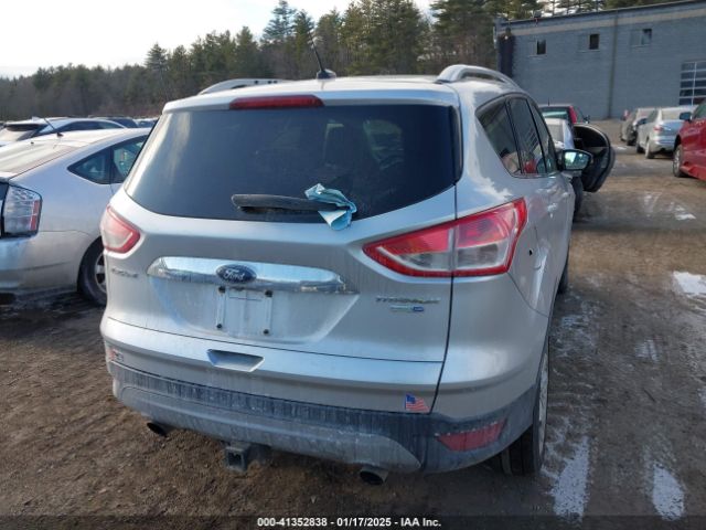 1FMCU9J96GUC47962 Ford Escape Titanium