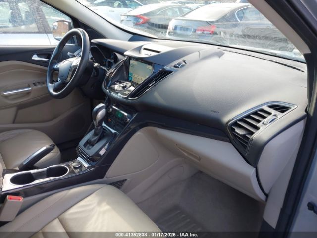 1FMCU9J96GUC47962 Ford Escape Titanium