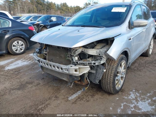1FMCU9J96GUC47962 Ford Escape Titanium
