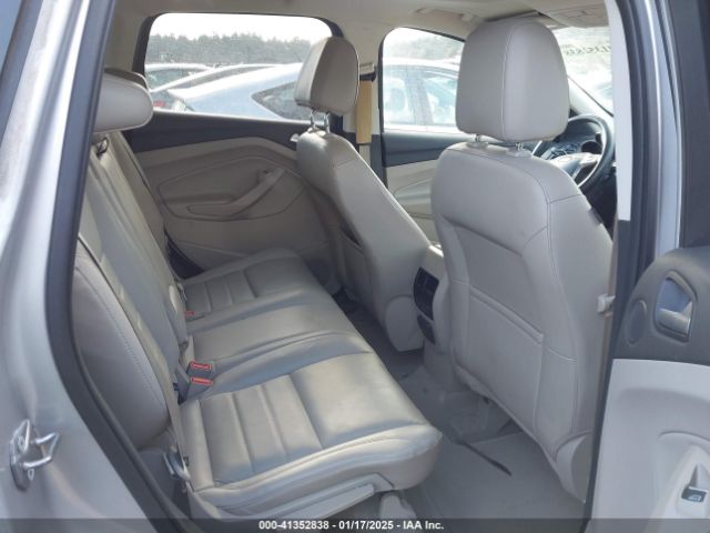 1FMCU9J96GUC47962 Ford Escape Titanium